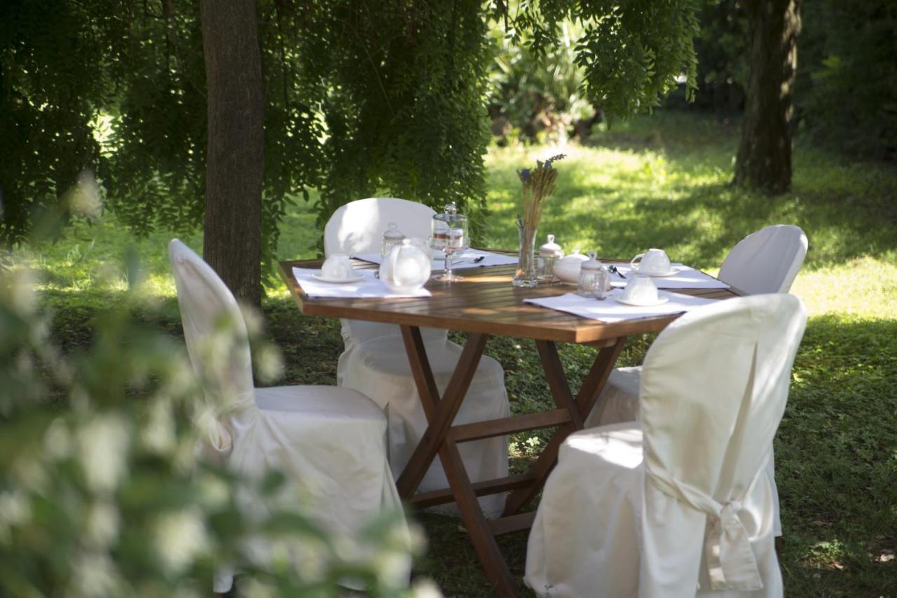 Il Casale Bed and Breakfast San Giovanni In Marignano Exteriör bild